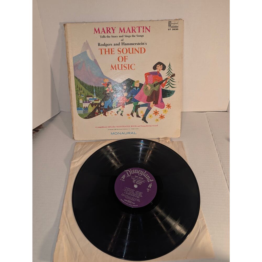 Vintage 1966 Mary Martin "The Sound of Music", 33RPM 12" Vinyl LP and Storybook